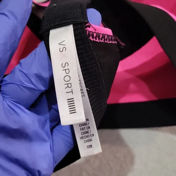 Victoria's Secret Short Bra - Picture 8 of 11